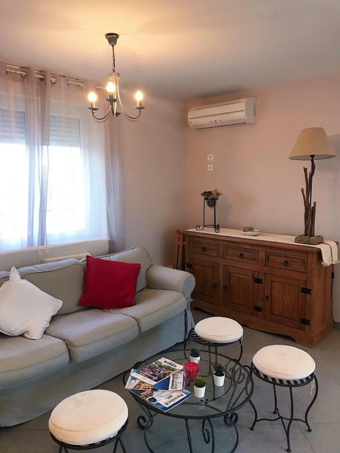 Villa Le Jas des Vignes à Lirac Extérieur photo